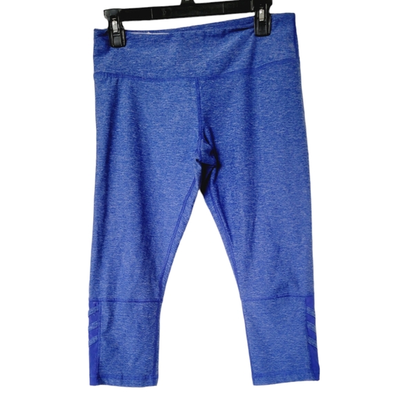 Scorpio Sol Capri Workout Leggings with Phone Pocket - Picture 6 of 6